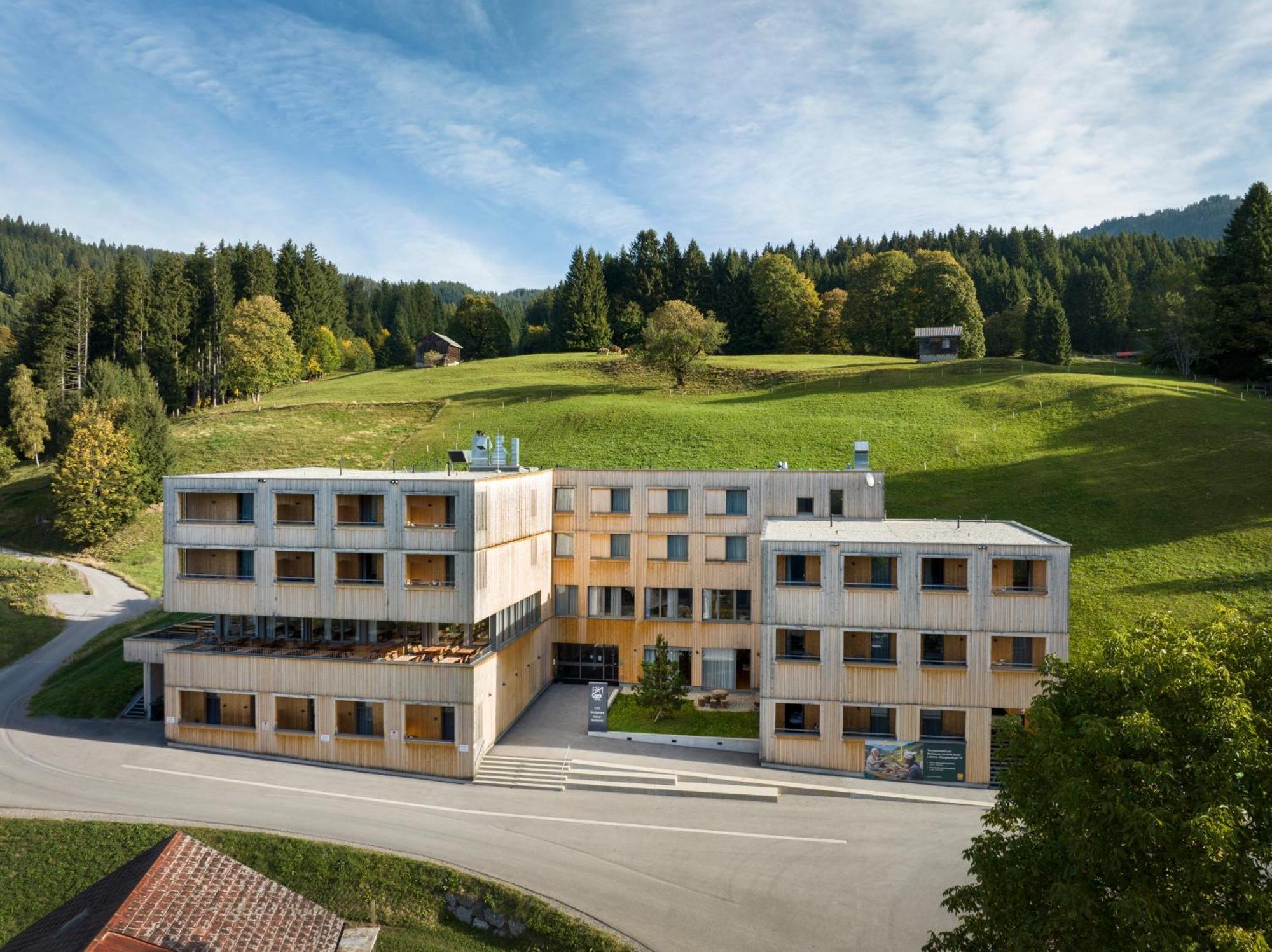 Jufa Hotel Laterns - Klangholzhus Exterior photo